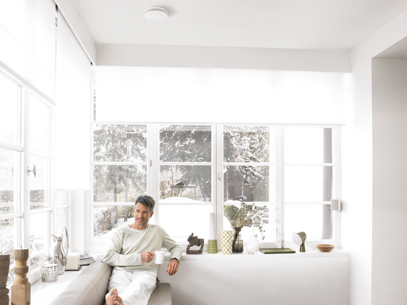 Stock Content Zehnder ComfoValve Luna S125 Comfortable indoor ventilation Front view